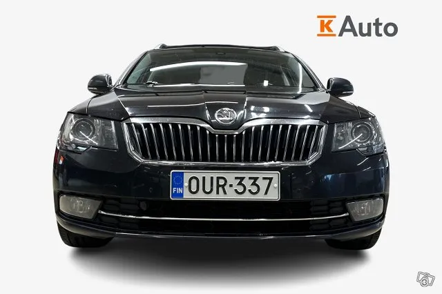 Skoda Superb Combi 2,0 TDI 170 Ambition DSG Autom. *Vetokoukku / Navi / Vakkari / Kessy / Moottorinlämmitin* Image 4