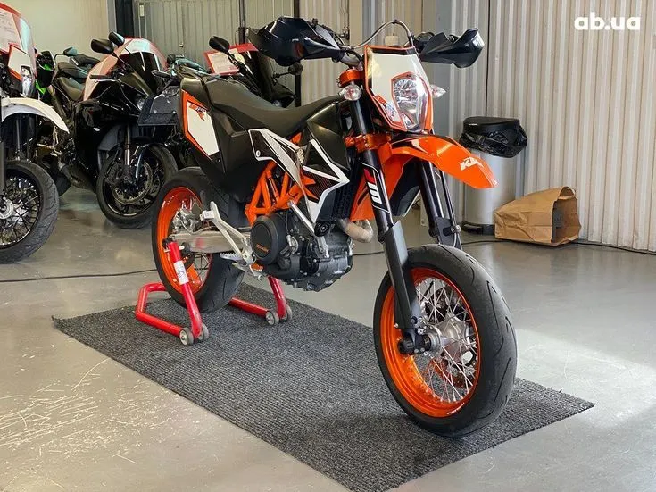 KTM 690 Image 1